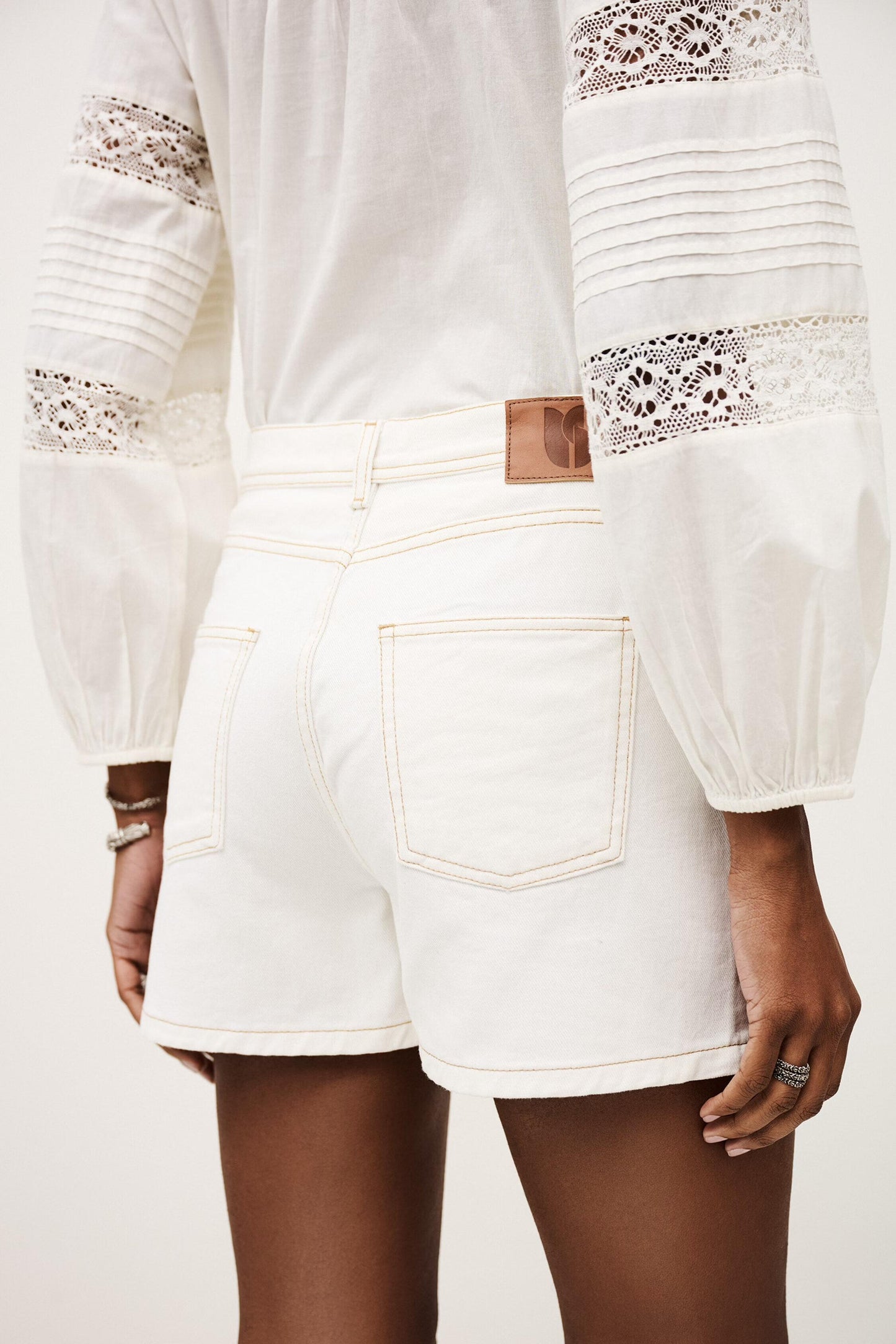 ba&sh Cargo Shorts Bevy Off-White
