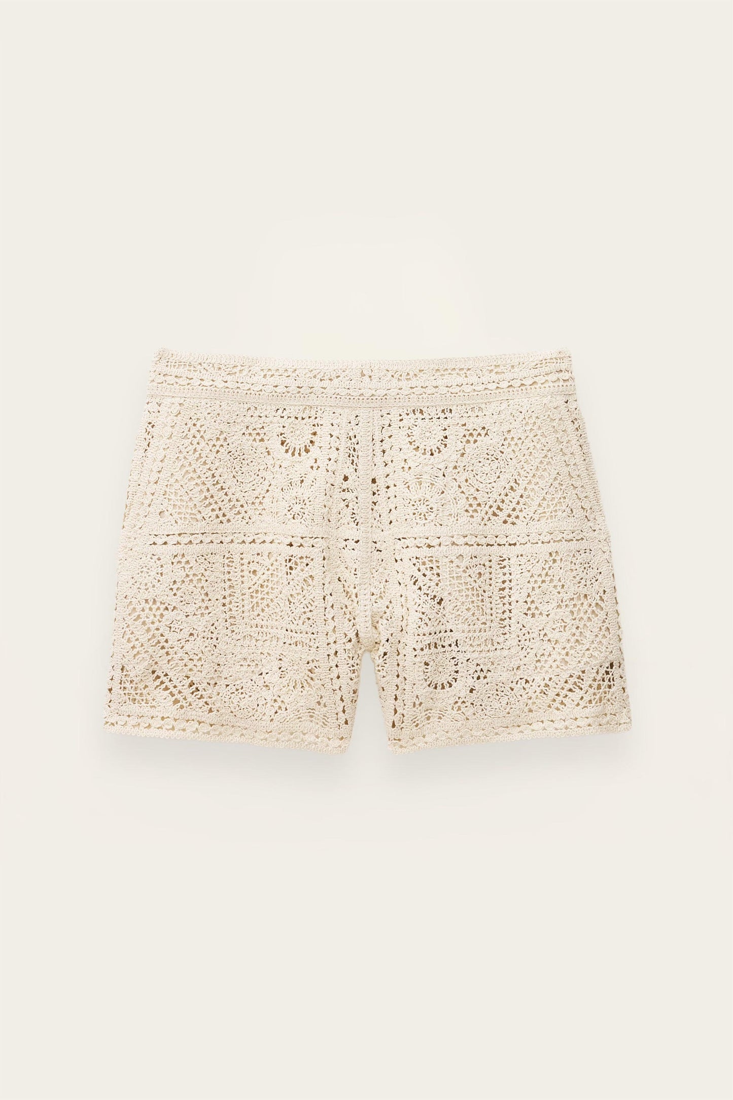 ba&sh Shorts Fihona Off-White