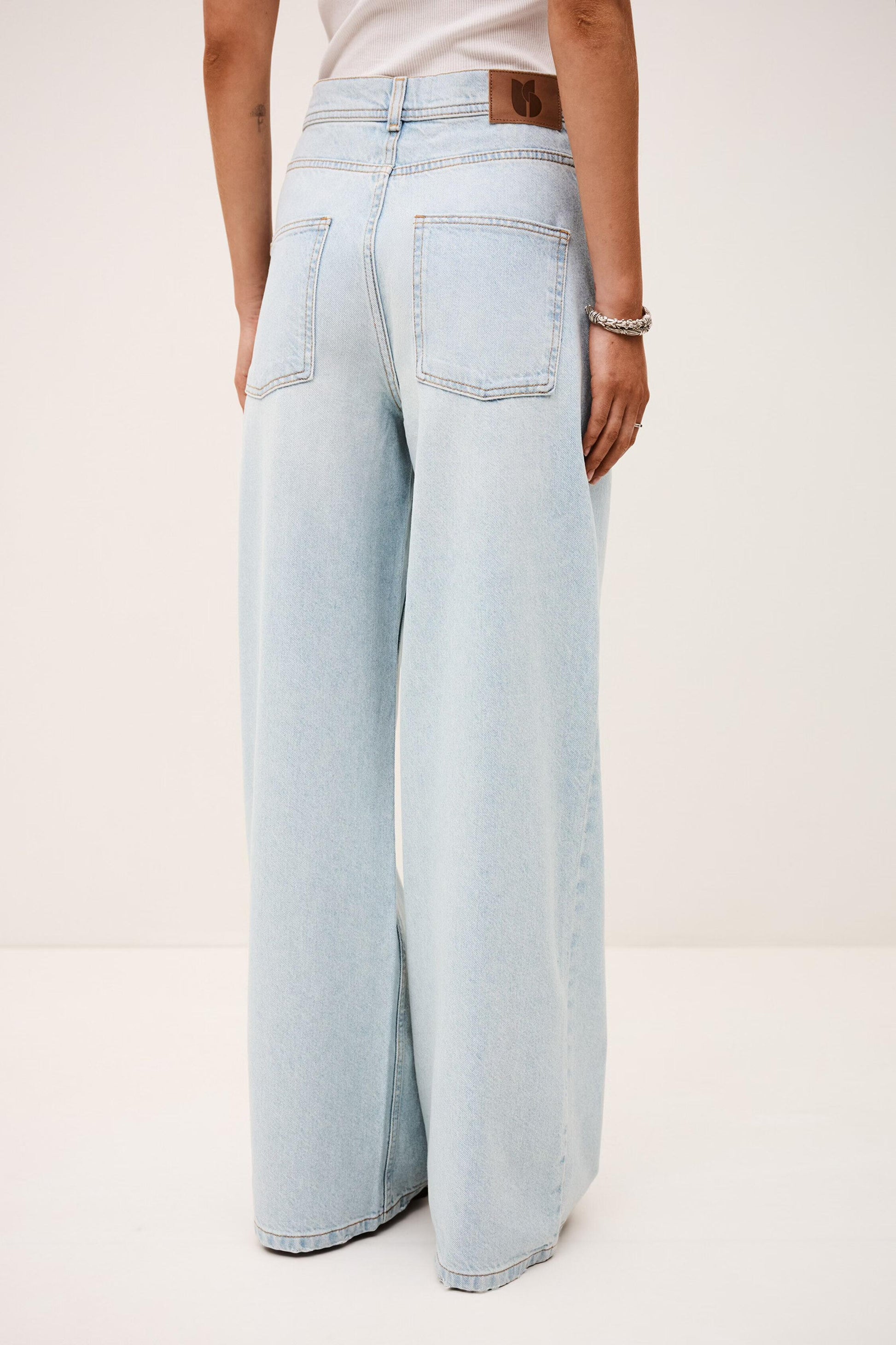 ba&sh Straight Leg Jeans Zoel Blue