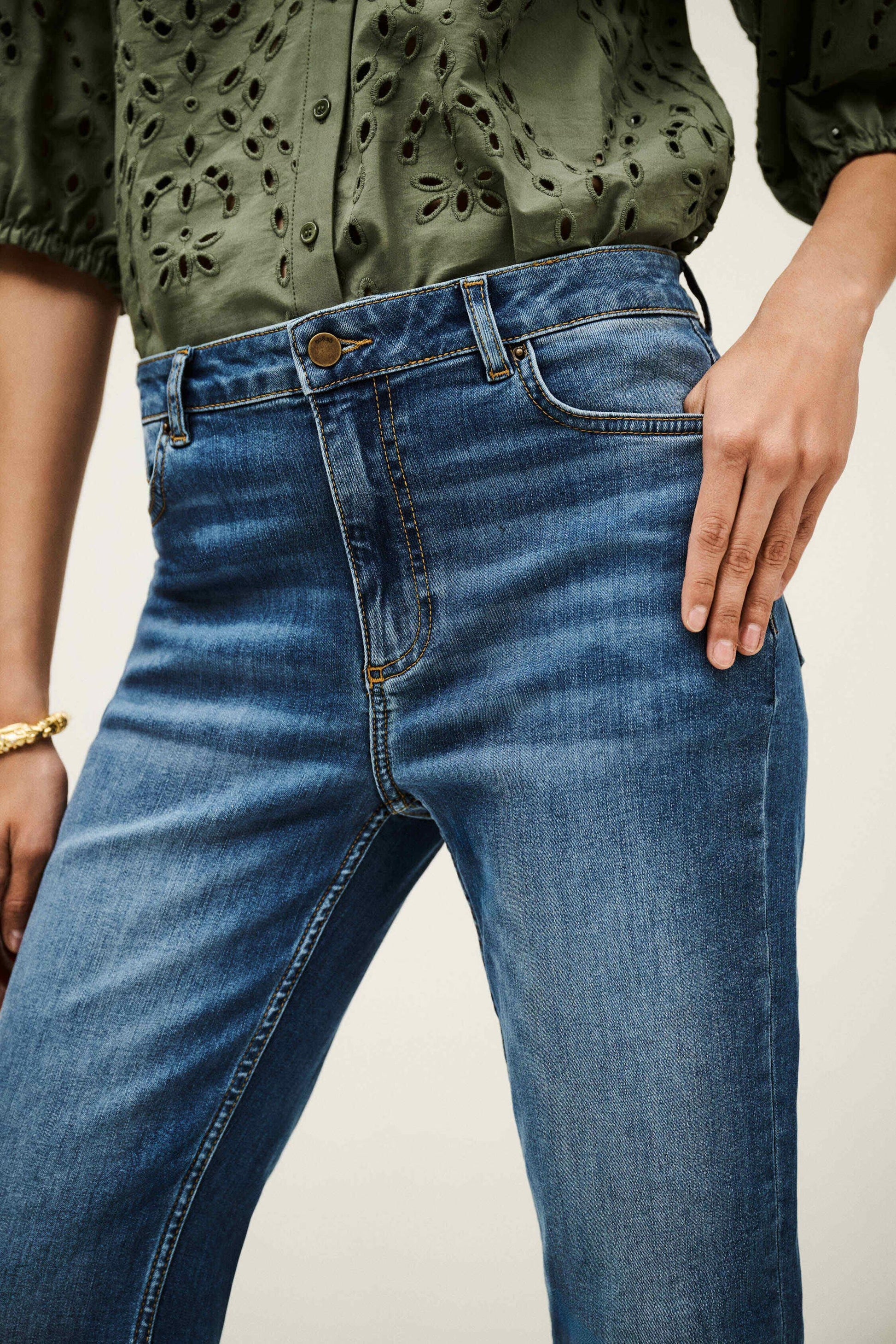 ba&sh Bootcut Jeans Aommie Blue
